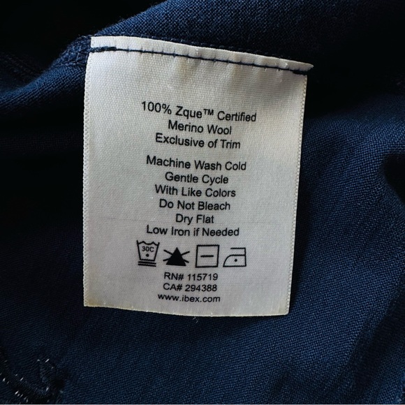 Ibex 100% Merino Wool Lightweight 1/4 Zip Hoodie, Navy Women’s Small - Picture 4 of 9